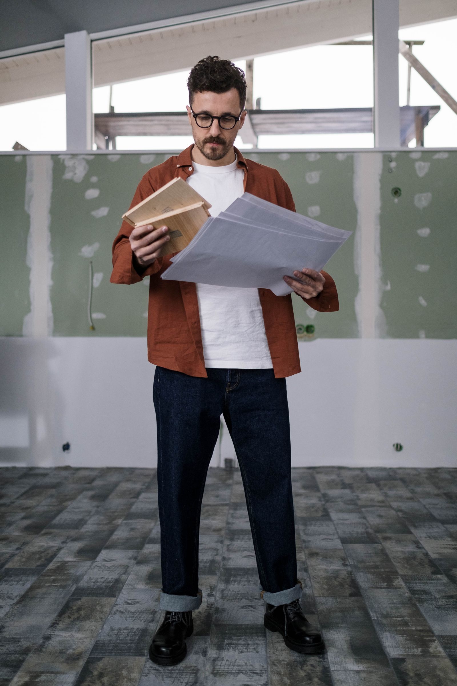 Plans de renovation et documents financiers